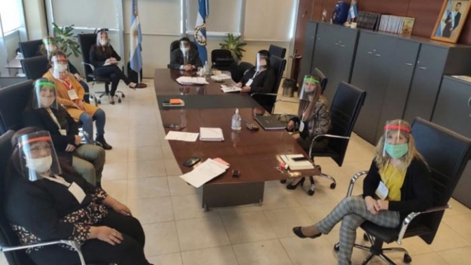 Educación evalúa las mejores condiciones de seguridad para un futuro retorno a clases