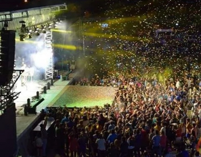 El Pueblo Paga Doble: &quot;Polémica por la Fiesta del Valle&quot;