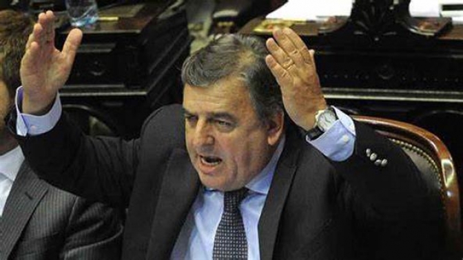 &quot;Esta en juego la propiedad privada&quot;, dijo Negri ante dirigentes cordobeses de entidades rurales