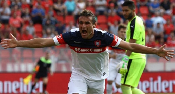 San Lorenzo golpeó a Independiente