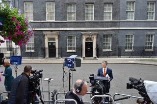 Jaqueado por los esc&aacute;ndalos, Johnson renunciar&aacute; como l&iacute;der del Partido Conservador brit&aacute;nico