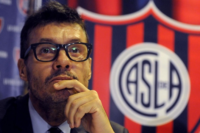 Tinelli renunció a la AFA y pidió licencia en San Lorenzo