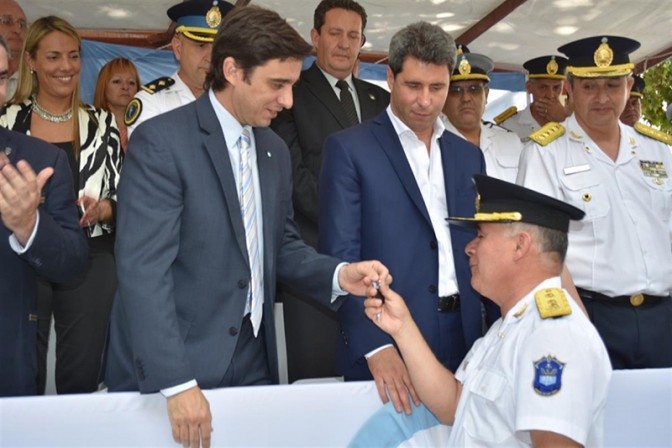 Aniversario Policía de San Juan: Homenaje y entrega de movilidades