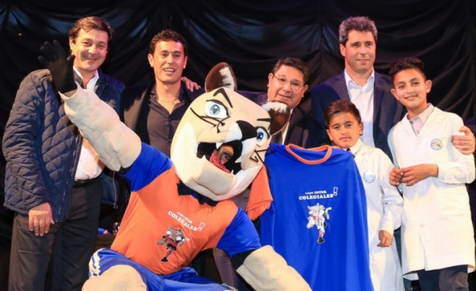 Miles de jóvenes participaron del lanzamiento de los Juegos Intercolegiales