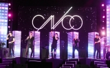 CNCO y Carlos Vives emocionaron a sus fans puertas adentro y dejaron todo en el escenario