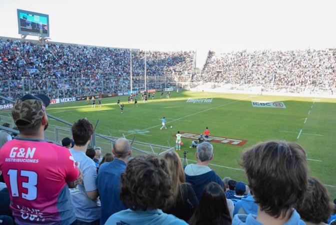 Los Pumas cayeron en un Bicentenario colmado