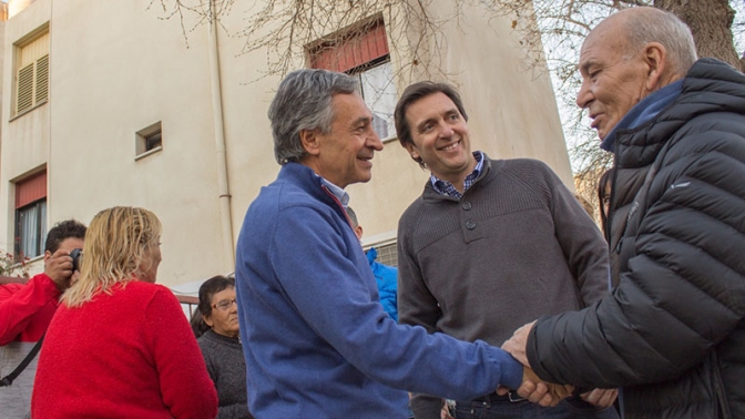 Basualdo y Cáceres recorrieron Capital y dialogaron con las familias del Barrio Manantial